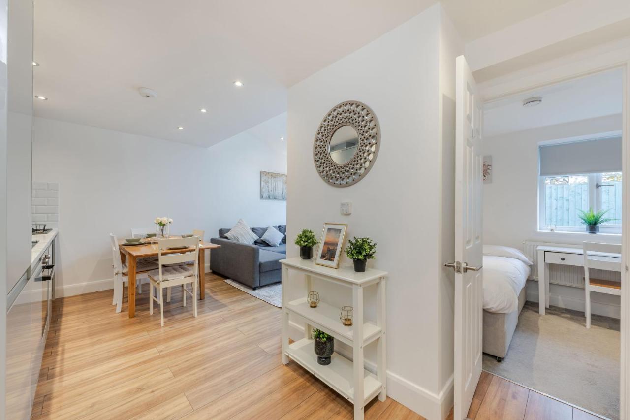 Three-Bedroom Bliss In London Town Londres Exterior foto