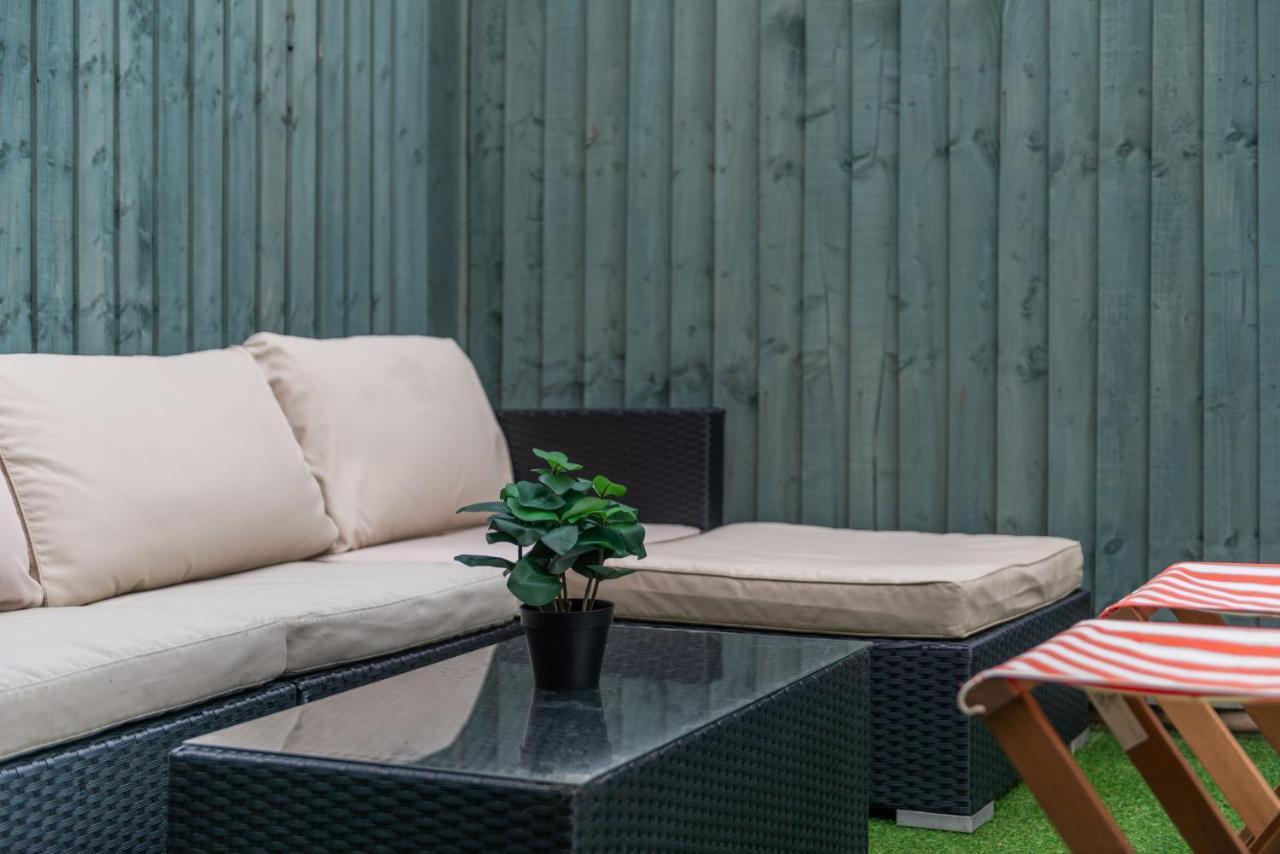 Three-Bedroom Bliss In London Town Londres Exterior foto
