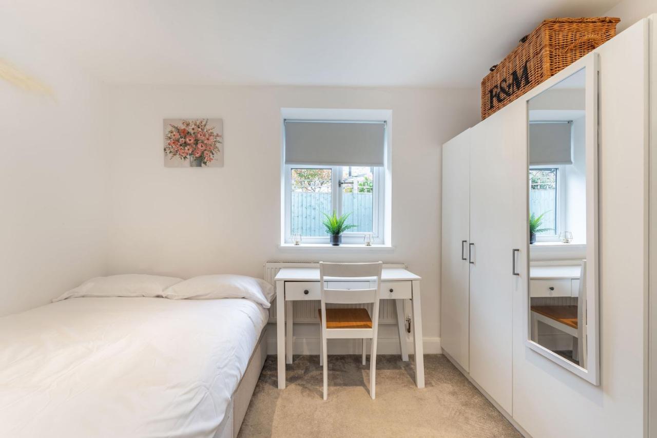 Three-Bedroom Bliss In London Town Londres Exterior foto